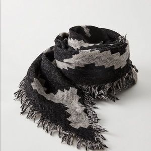 Wilfred Diamond Mosiac Triangle Scarf